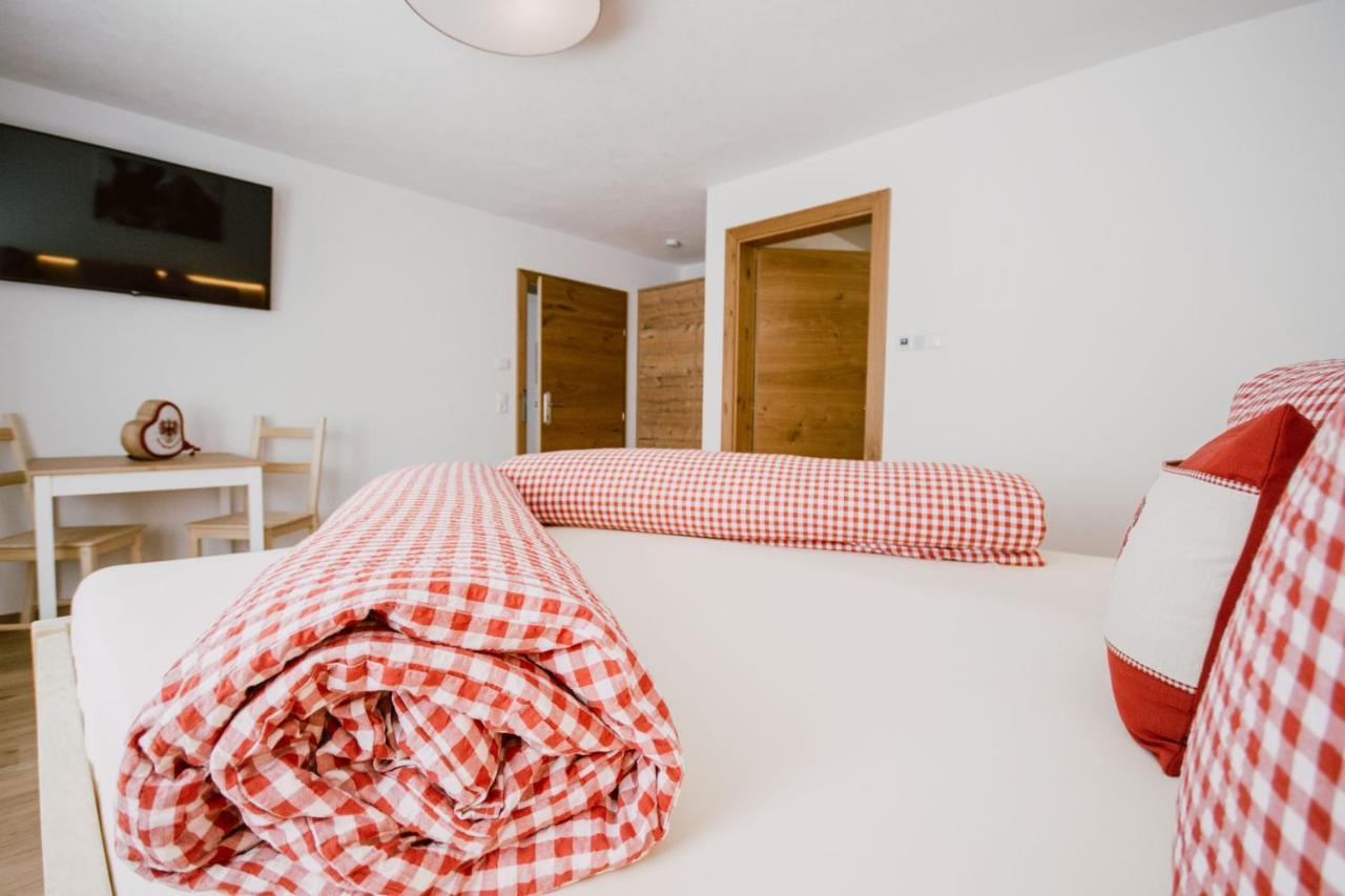 Nedererhof - Gemutliche Zimmer Mit Gemeinschaftskuche Ausserschmirn Eksteriør bilde